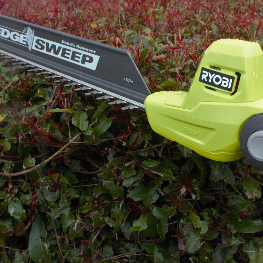 Ryobi 18v one+ 2.0 ah pole hedge trimmer online kit